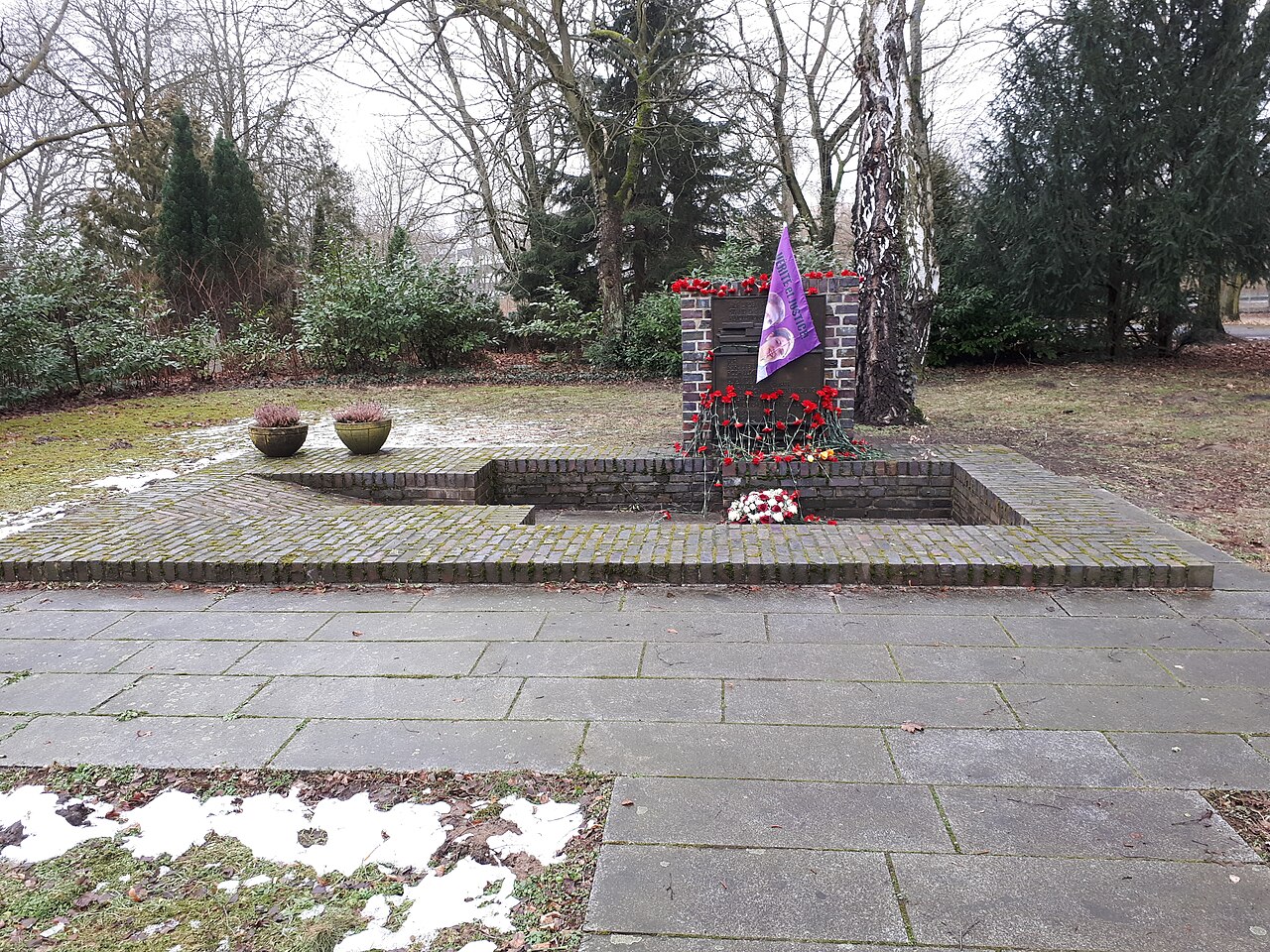 Zentralfriedhof Friedrichsfelde Revolutionsdenkmal