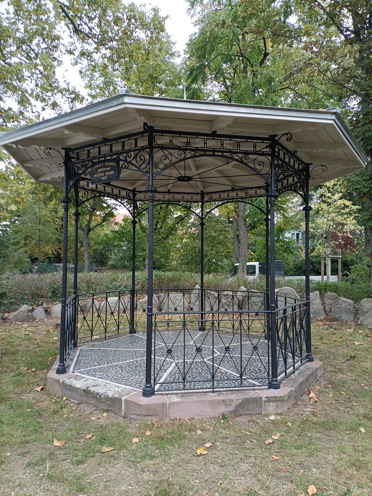 Ernst-Ludwig-Pavillon am 18