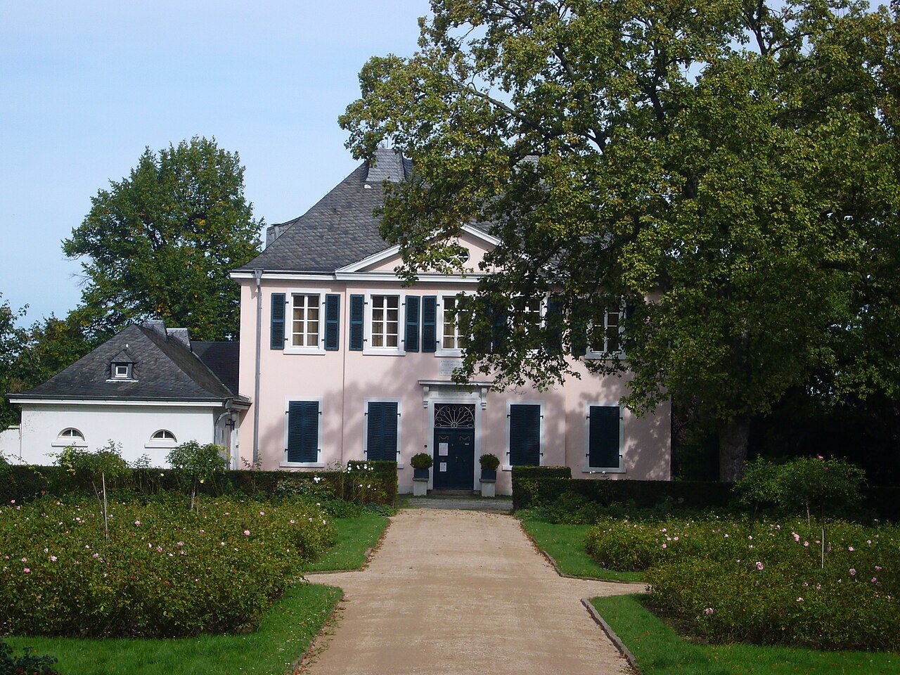 Das Arndt-Haus in der Adenauerallee 79 in Bonn, Ortsteil Südstadt