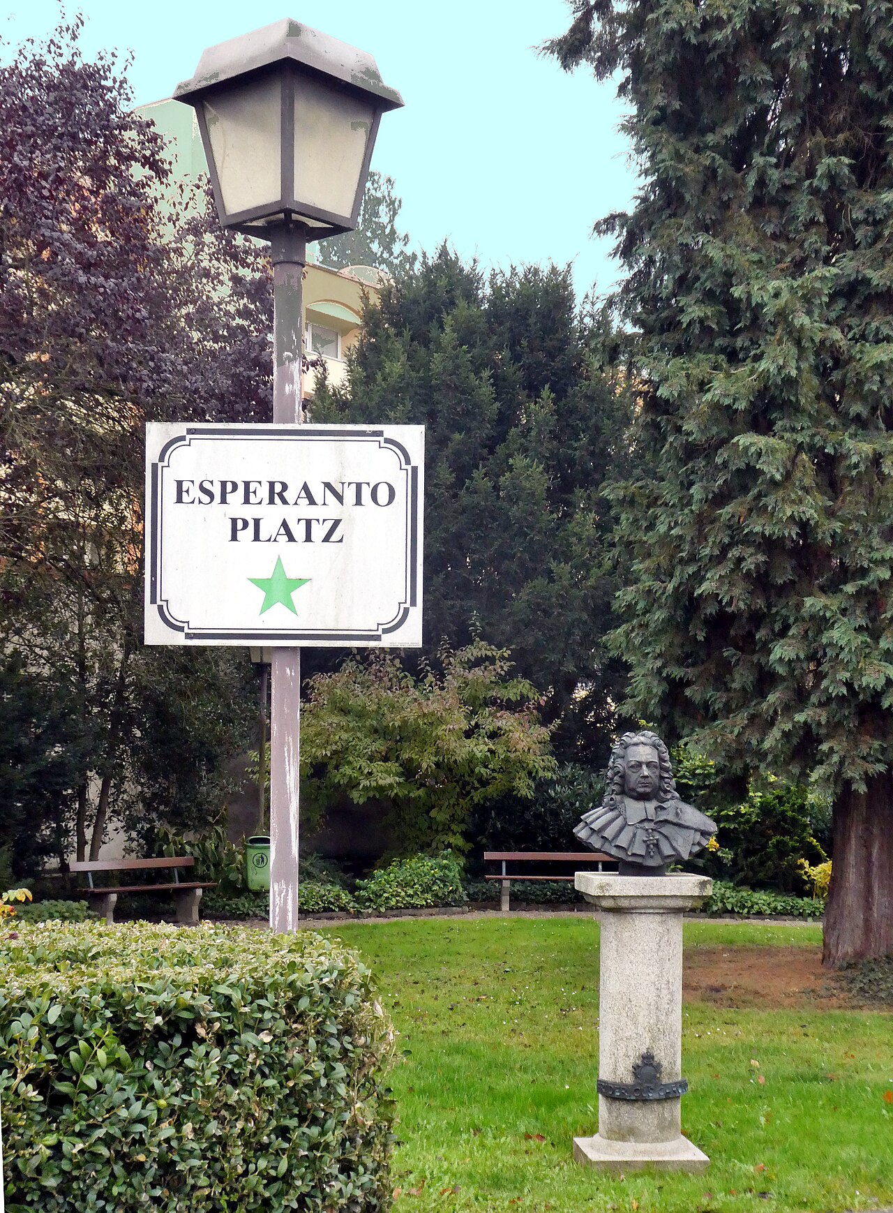 Bad Kissingen, Esperantoplatz mit Büste von Friedrich Karl von Schönborn-Buchheim