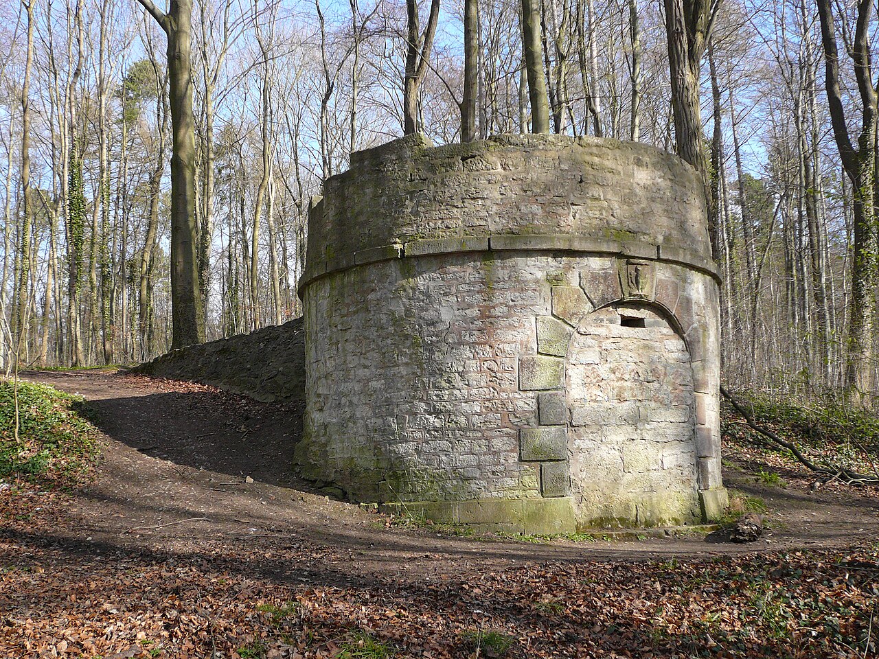 Eulenturm am Hainberg östlich von Göttingen