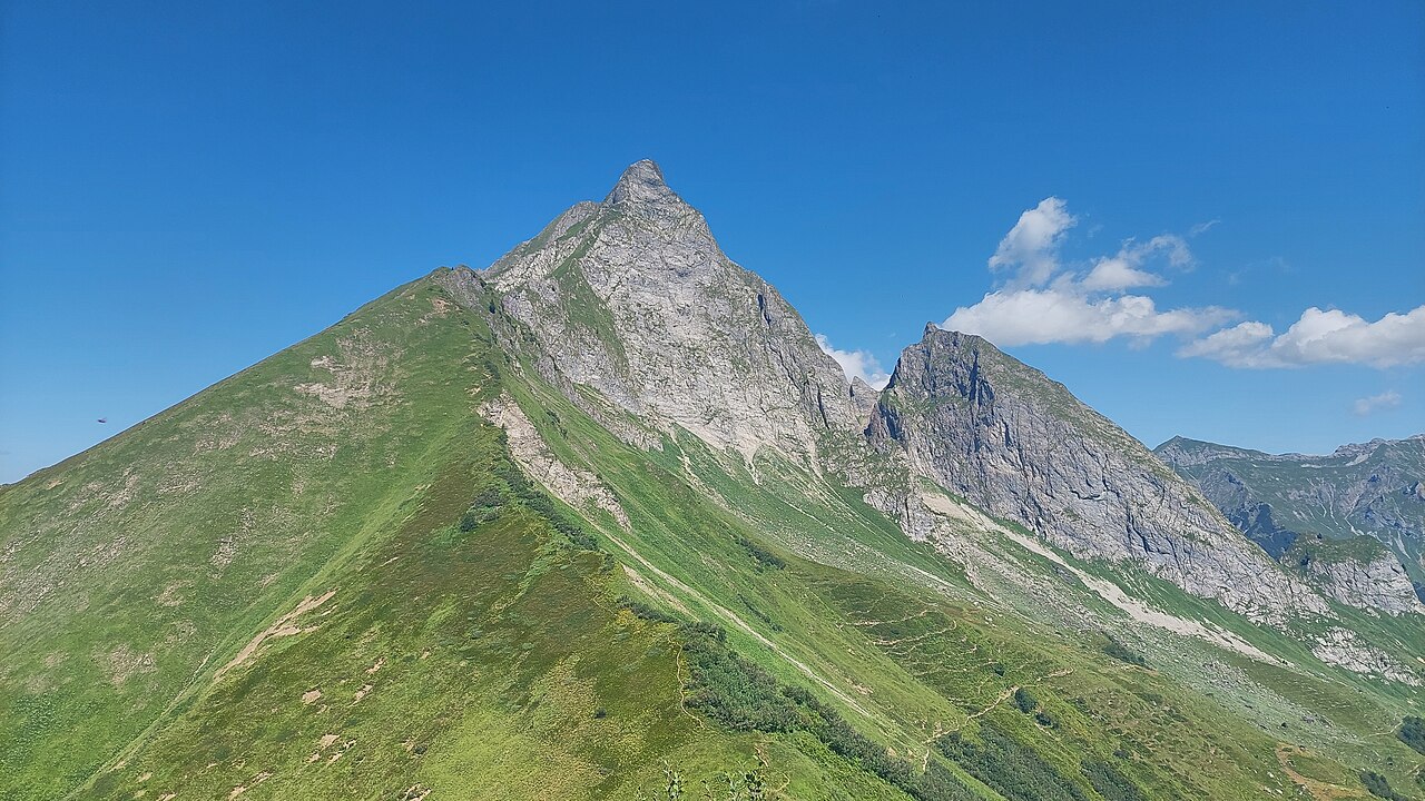 Falkenberg, Höfats Eastern Summit, Schärtele and Seilhenker in the Allgäu Alps, view from south