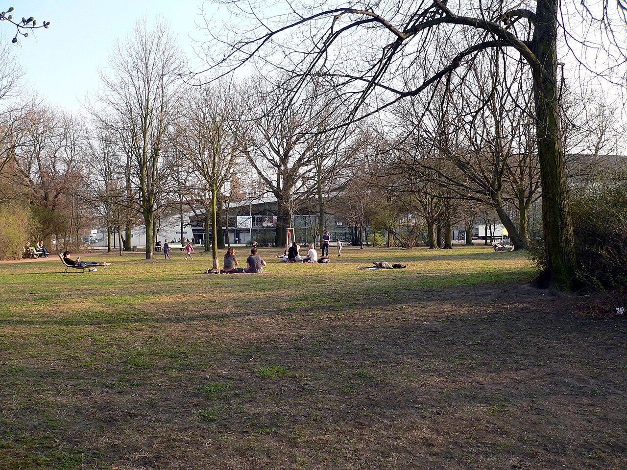Berlin-Prenzlauer Berg Falkplatz
