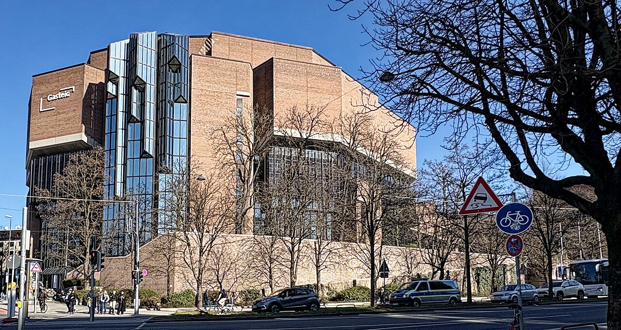 Wikipedians auf dem Kulturdachgarten in auf dem Kulturzentrum in München Gasteig