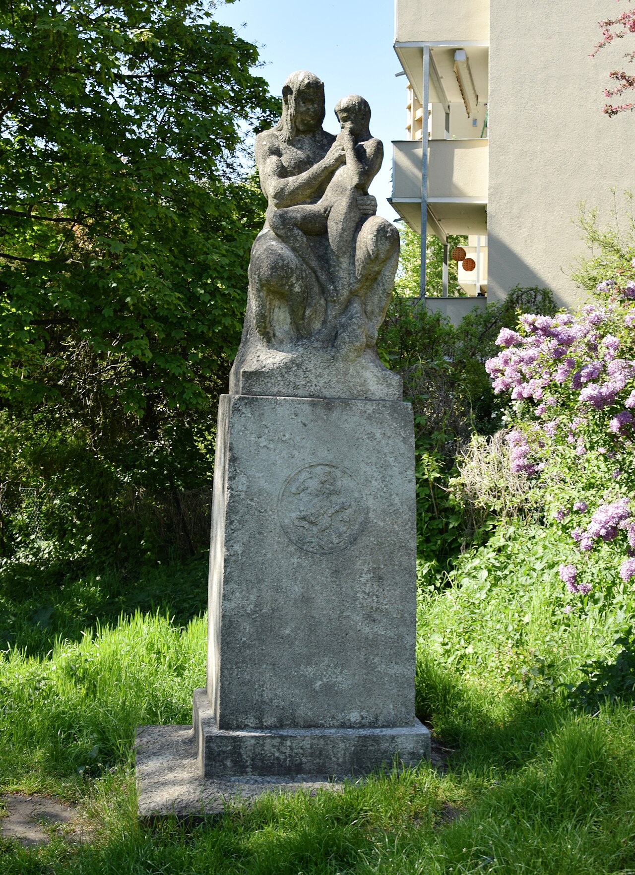 Faun group by Gerhard Janensch at Kuno-Fischer-Platz in Berlin-Charlottenburg, Germany