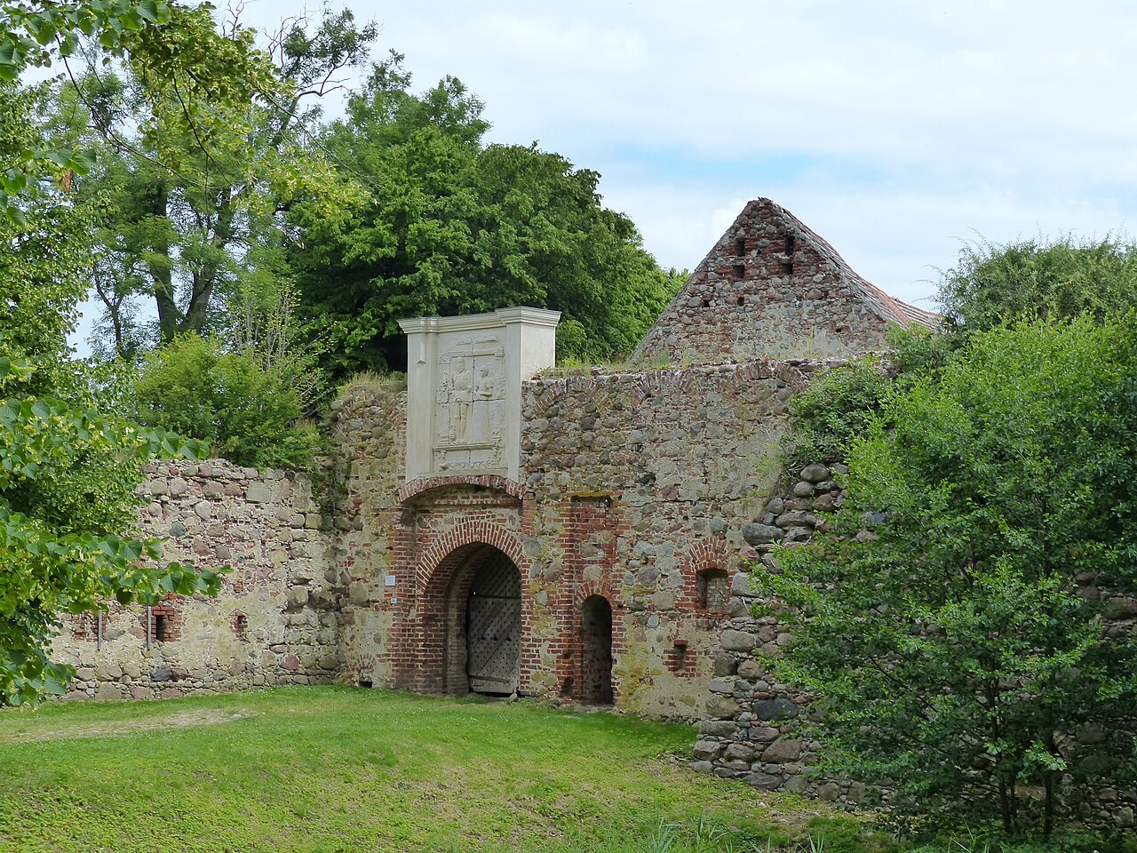Festung Spantekow, Torhaus von Süden