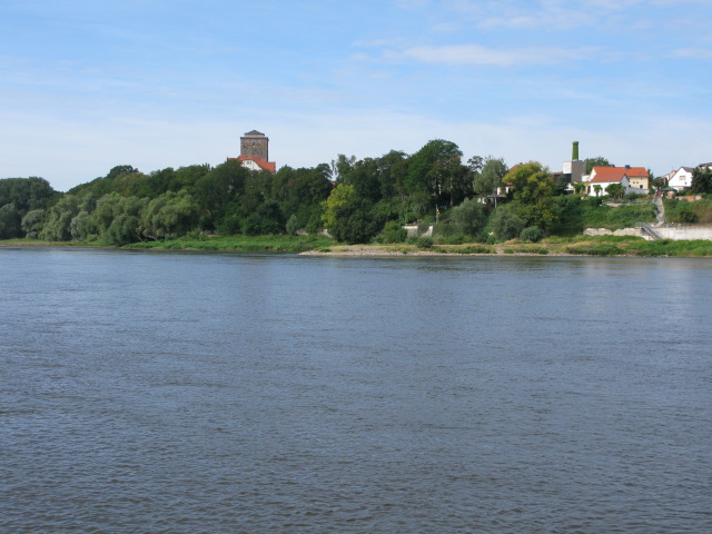 The northern bank of the river Elbe