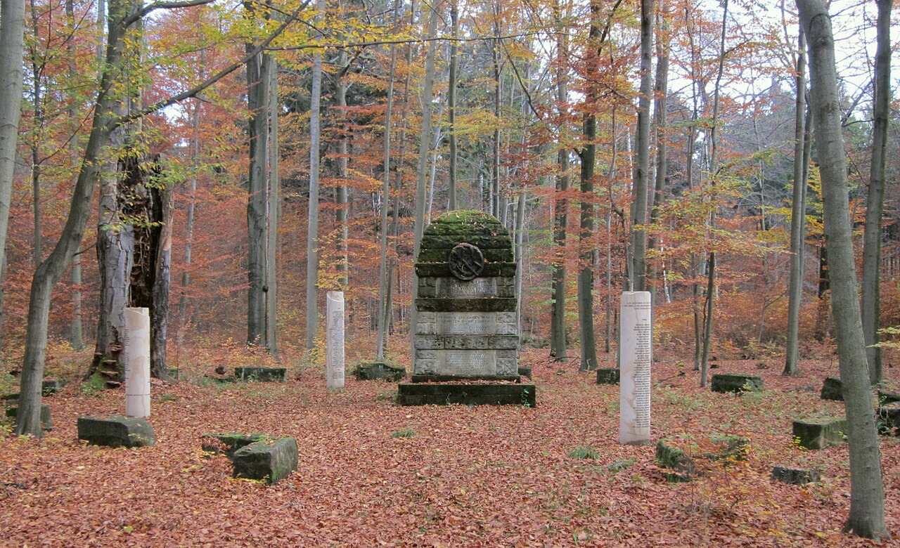 Denkmal für gefallene Forstangestellte in der Dresdner Heide , Forstabteilung 217