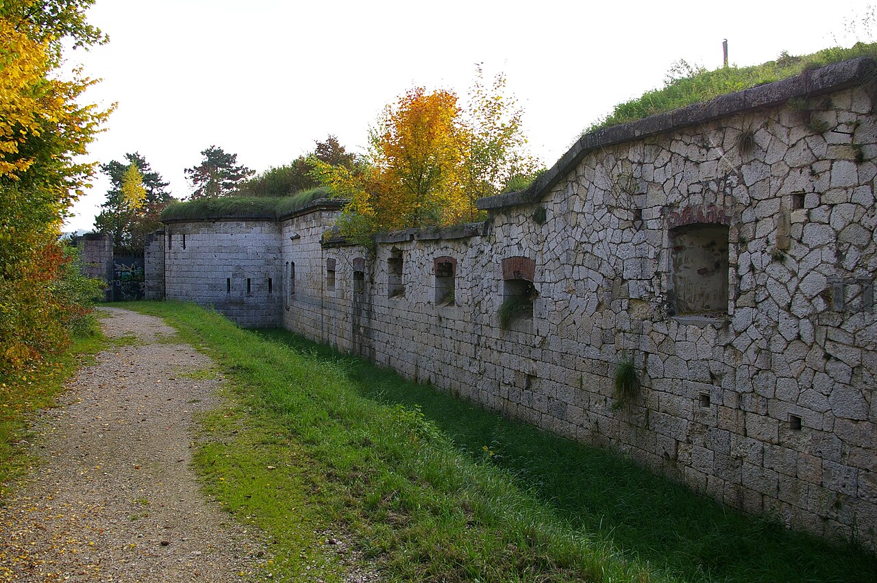 Kehlmauer des Forts Söflinger Turm
