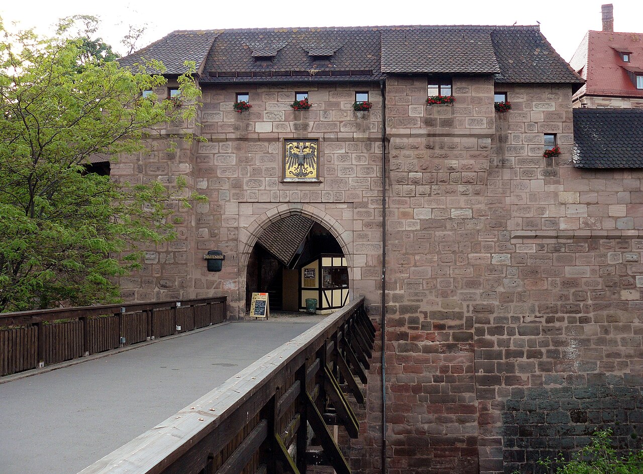 Handwerkerhof Nürnberg, Eingang Frauentor