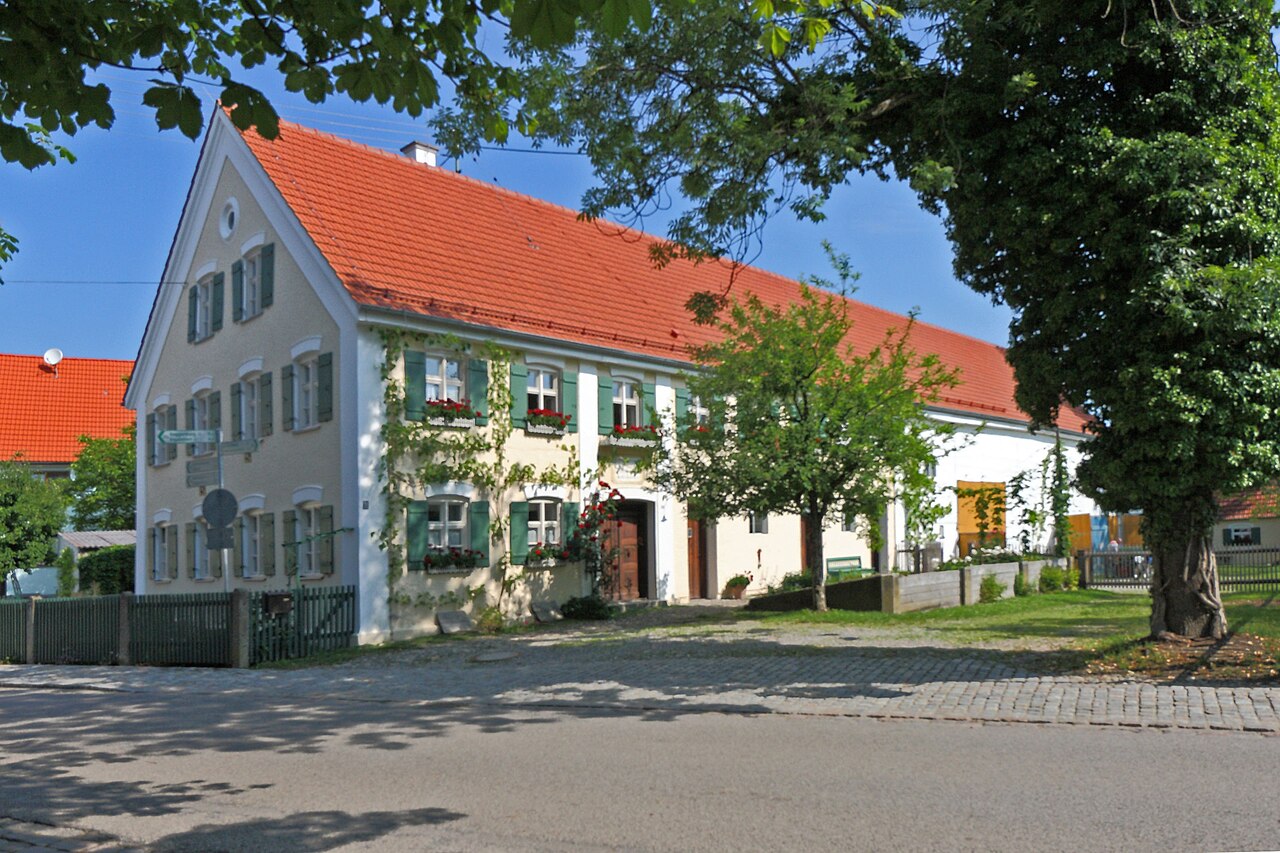 Stoffenried, Schwaningerstraße 20
