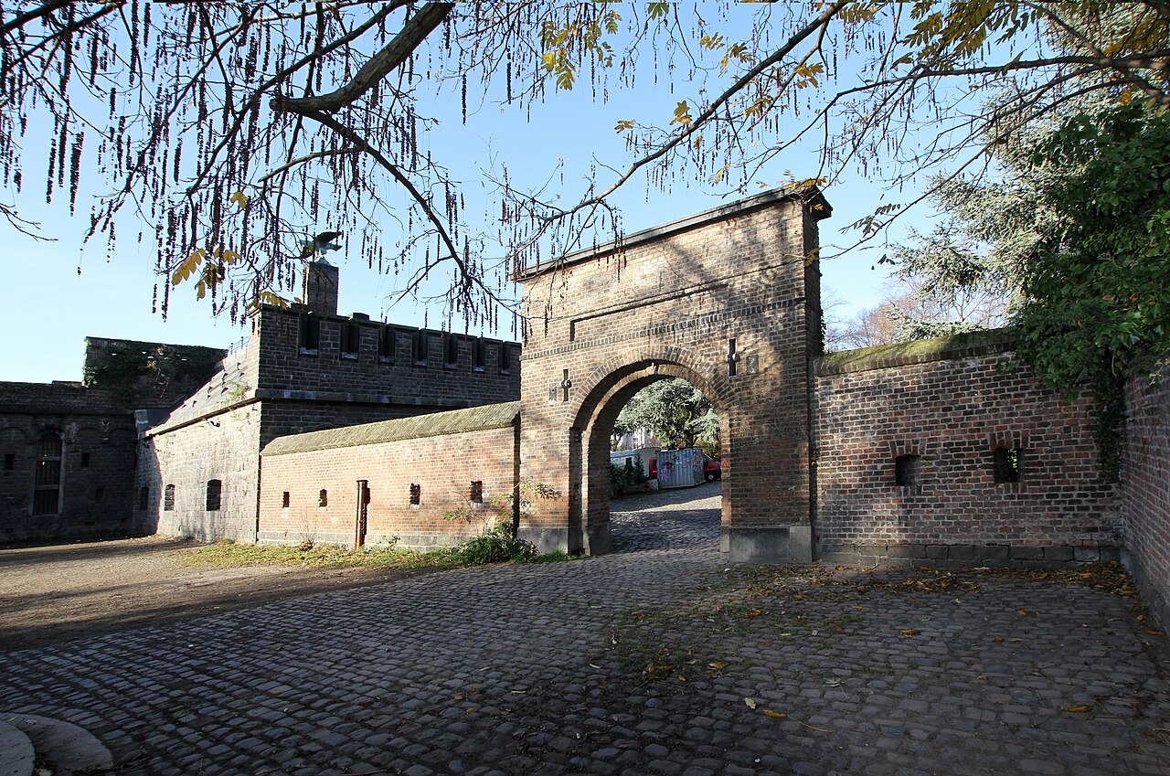 Köln Neustadt-Süd, Fort I und Friedenspark