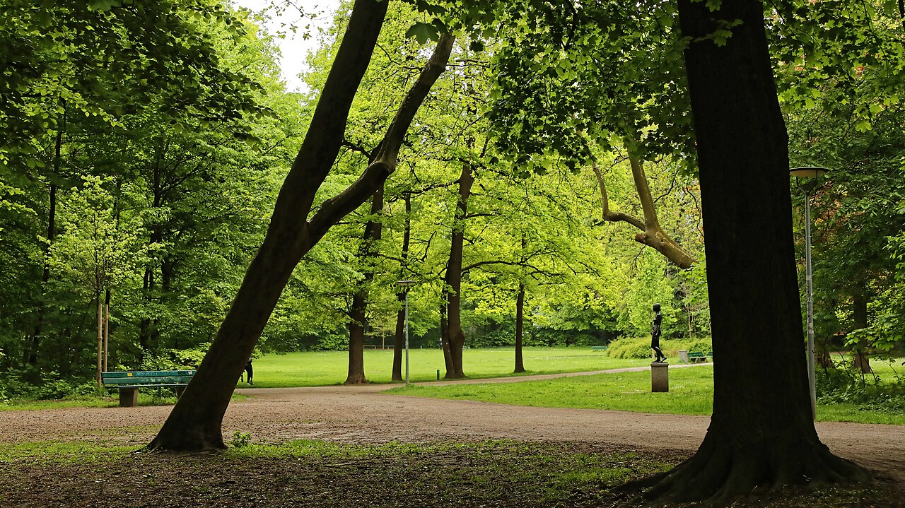 Deutsch: Die Frühlingsanlagen sind ein Park in München am rechten Isarufer