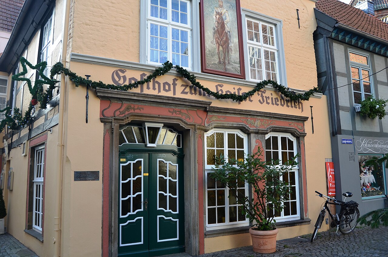 In the old streets of Bremen III
