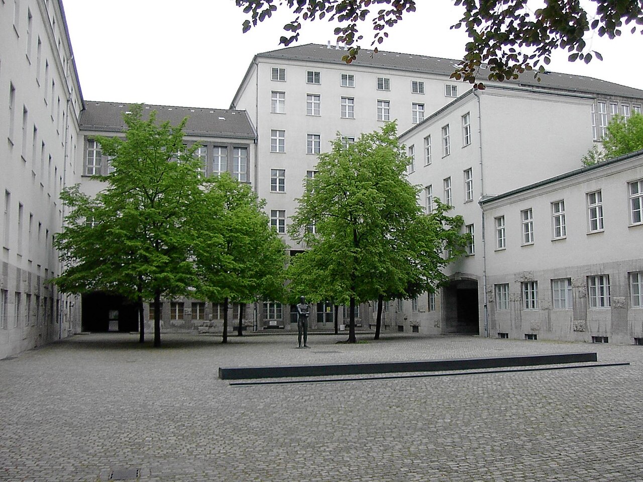 The courtyard at the Bendlerblock, where Stauffenberg, Olbricht and others were executed