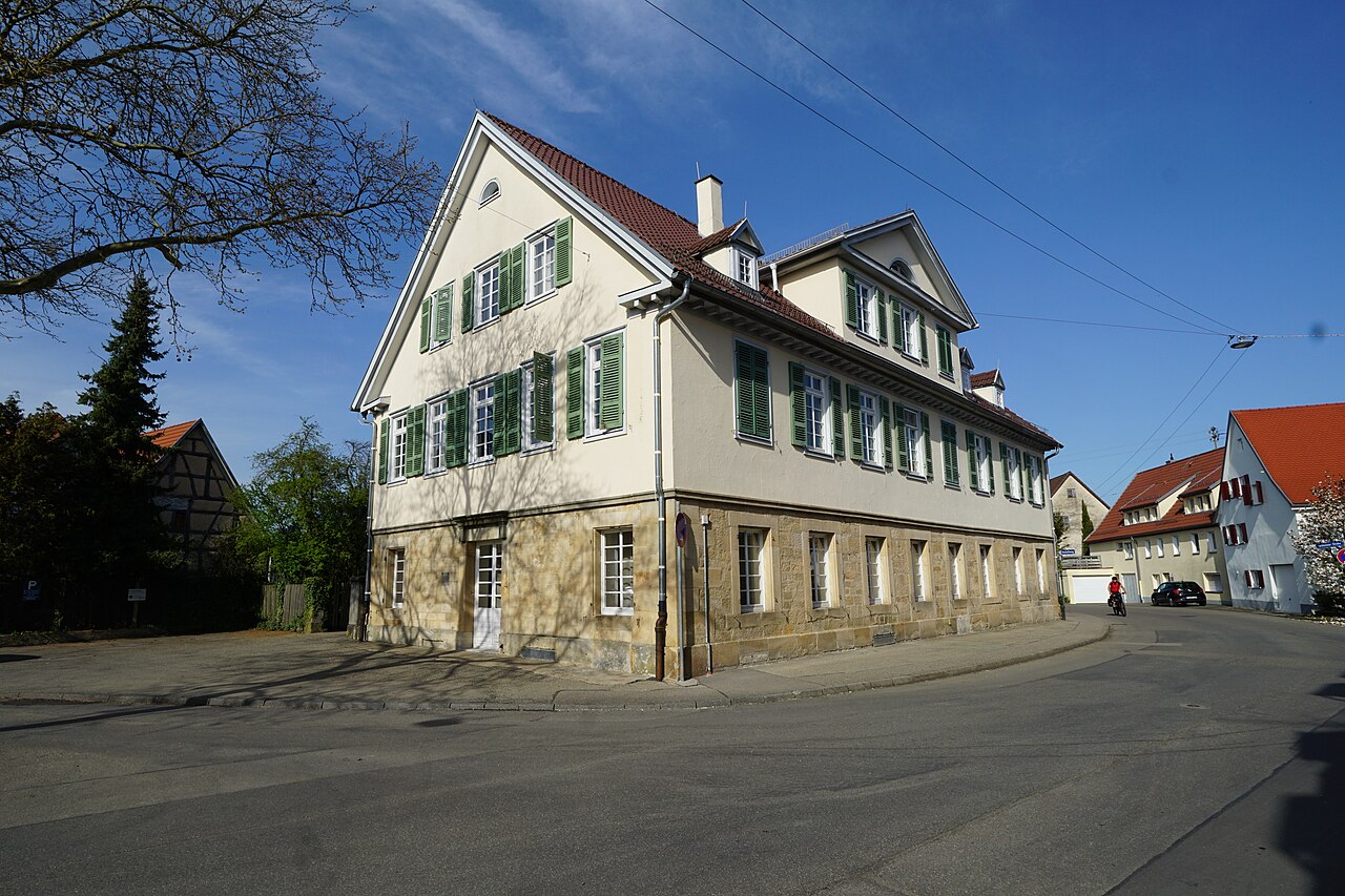 Pfarrhaus Tessinstraße 2 Tübingen-Kilchberg