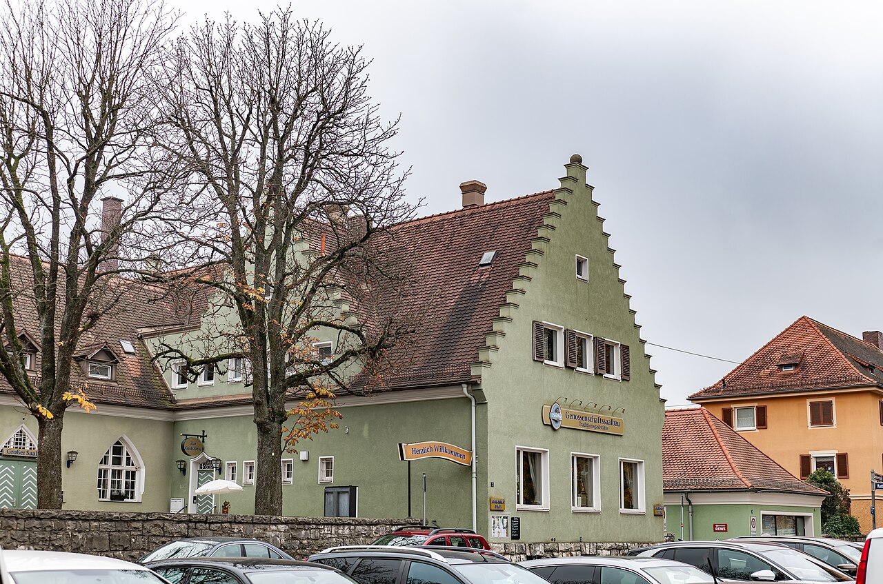Nürnberg: Matthäus-Herrmann-Platz 2, Westflügel