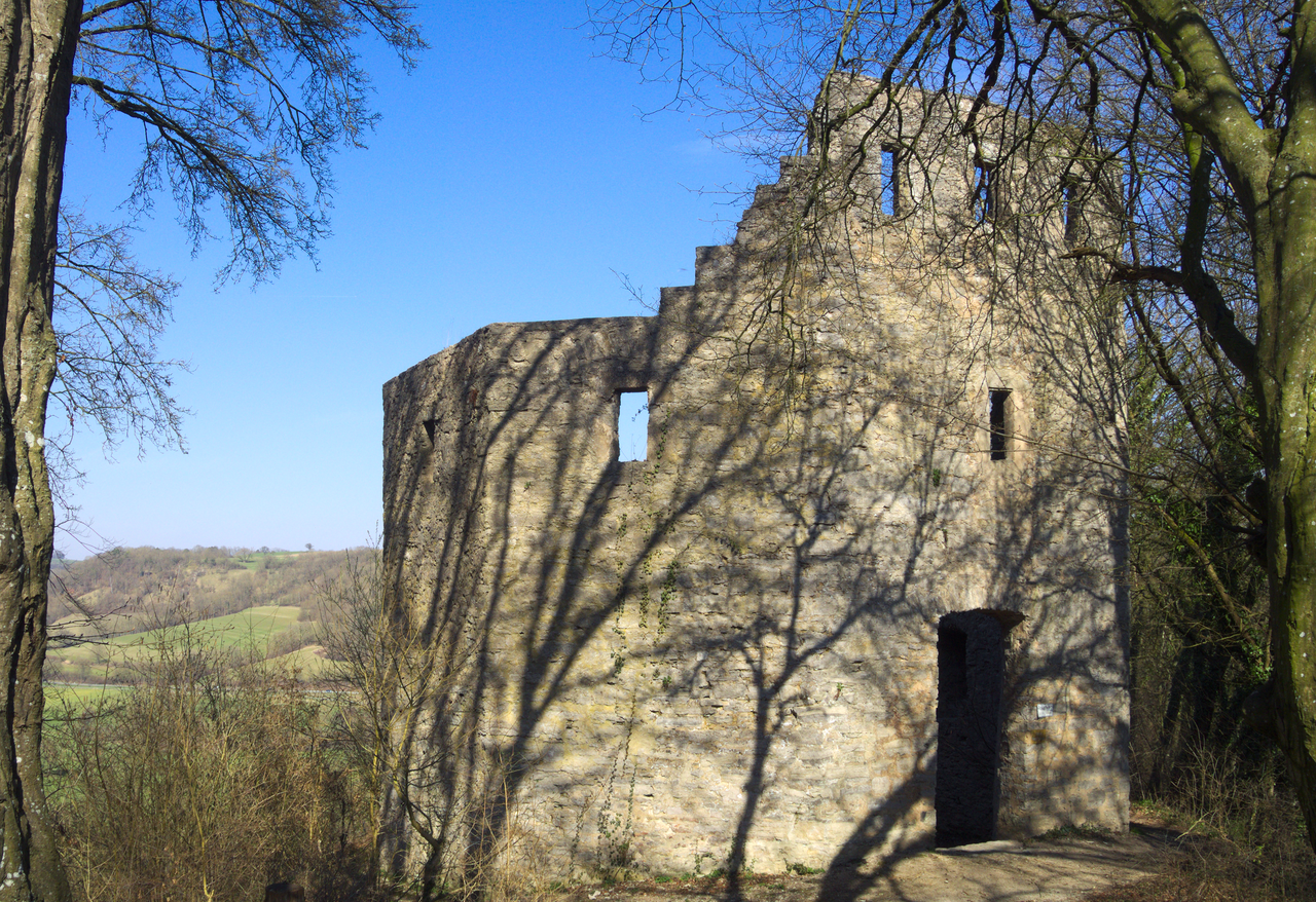 Burgruine Geyersburg ins Blickrichtung Nordwest