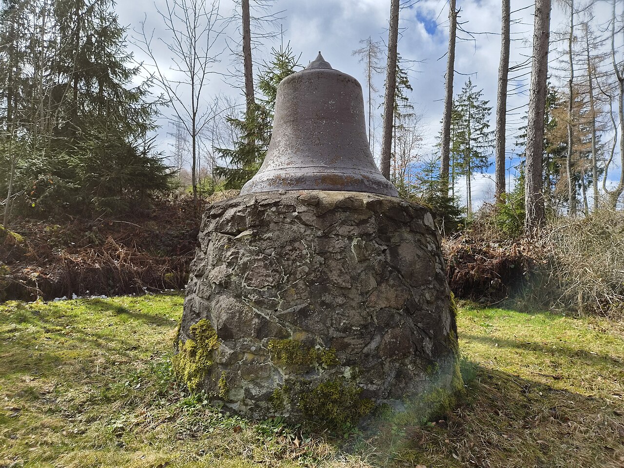 Glockendenkmal Möhrenbach in Thüringen