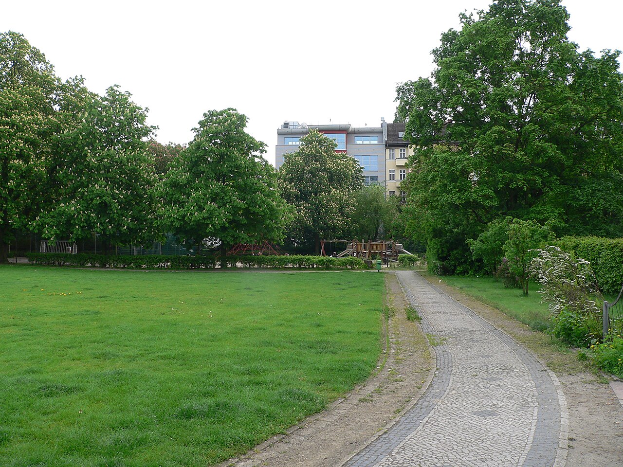 Berlin-Charlottenburg Goslarer Platz