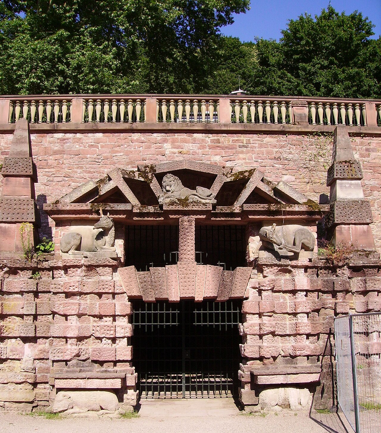 part of Heidelberg castle ( Heidelberger Schloss )