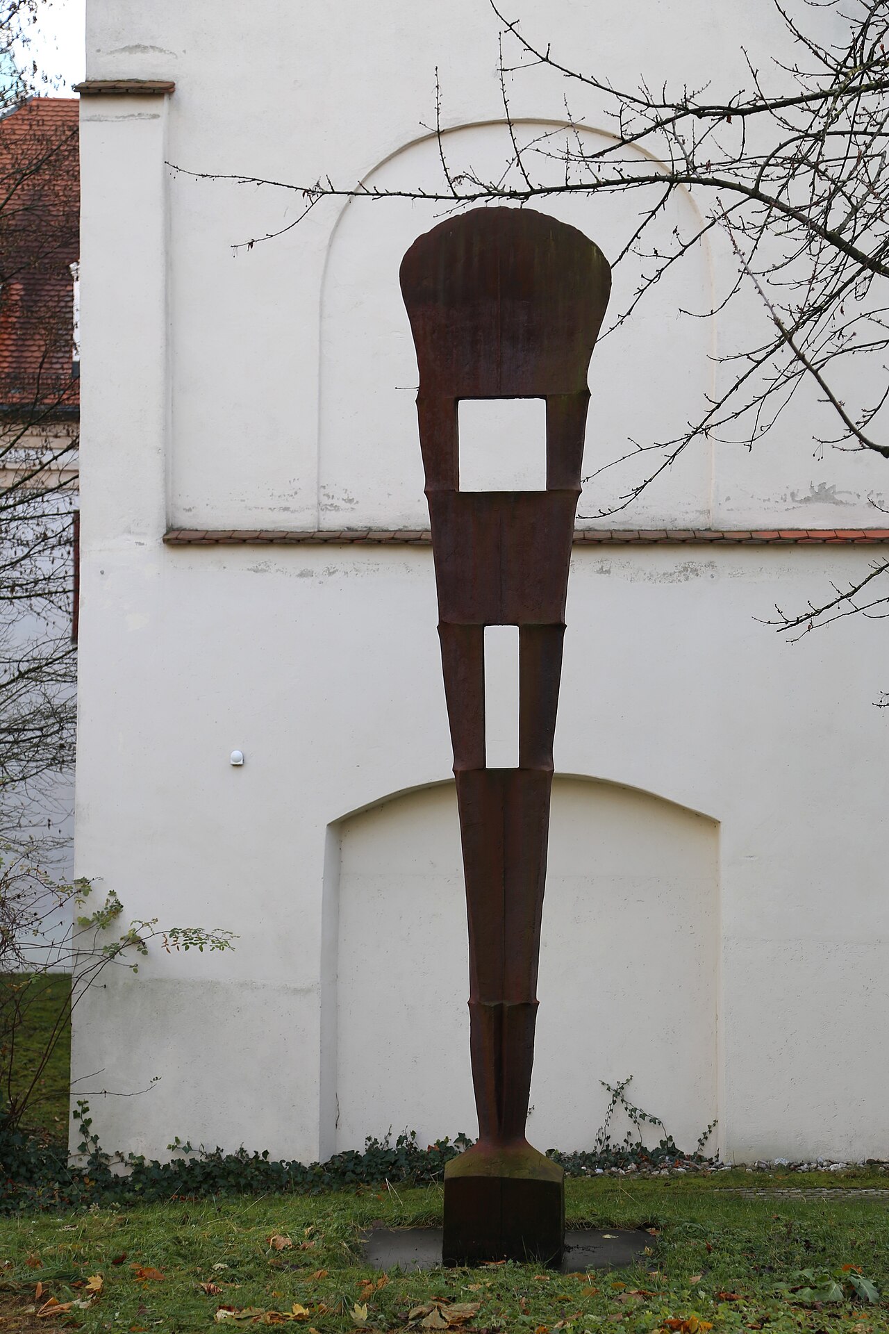 Foto von Große tektonische Stele