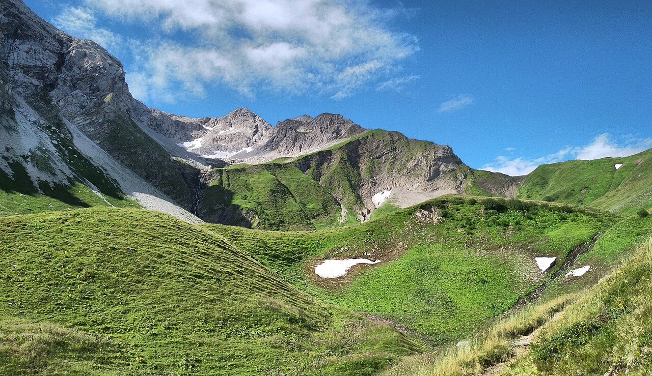 Großer Wilder Northern Summit and Gamswanne below it, view from north