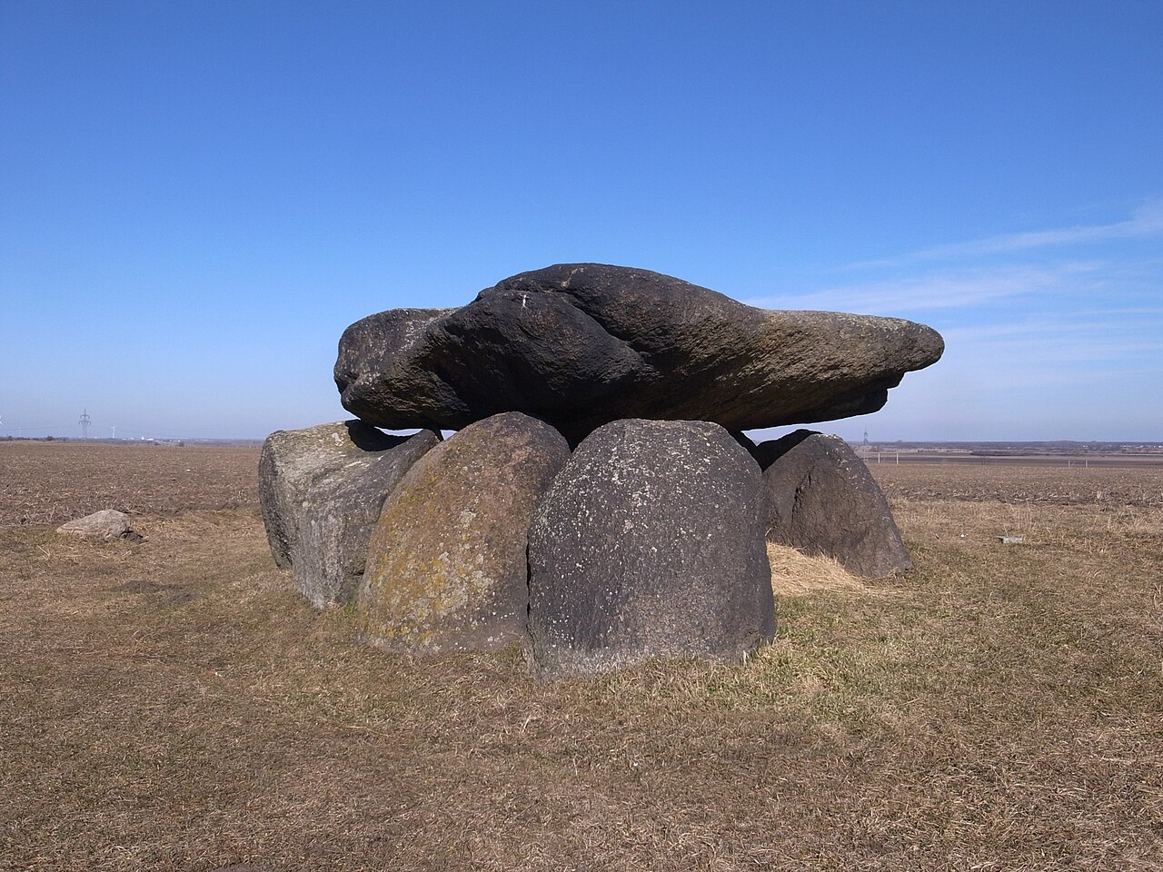 Drosa,Hünengrab - Großsteingrab