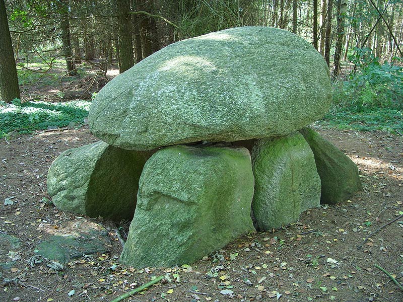 Burial Chamber (Dolmen)