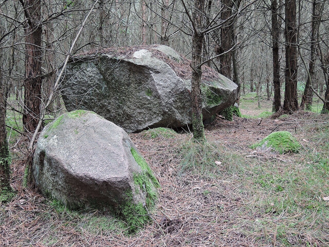 The megalithic tomb Satow 1