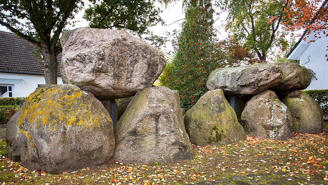 Das Großsteingrab in Werste (Bad Oeynhausen)