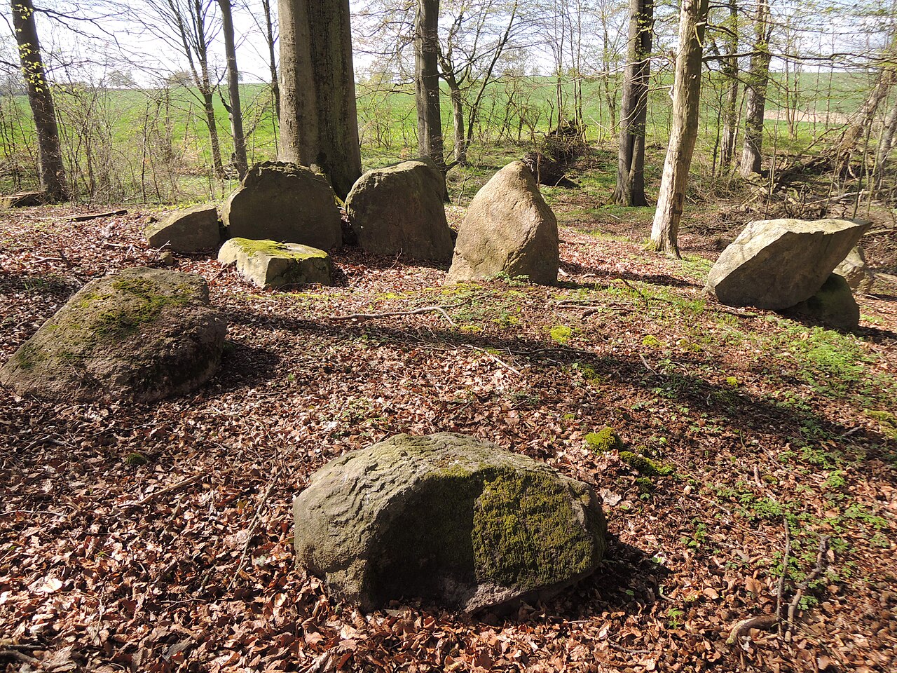 The megalithic tomb Zernin 3