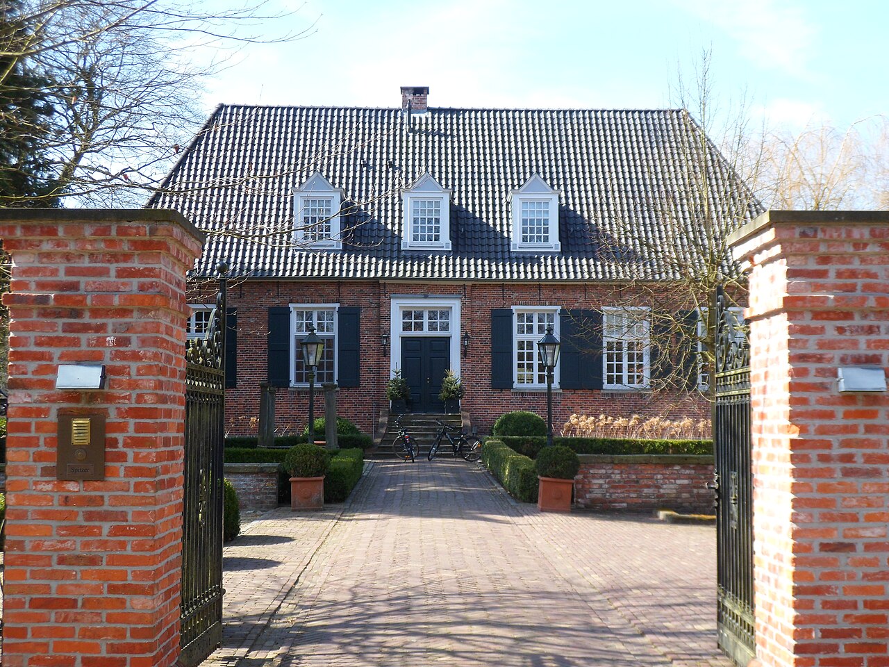 Gut Brandlecht, Prinzipalhaus