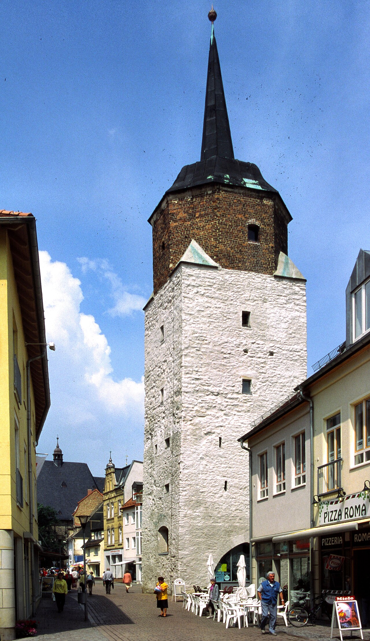 Köthen_Hallescher_Turm