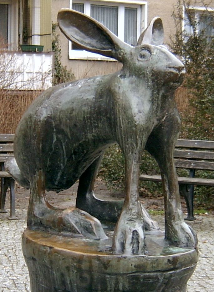 Die Hasensäule von Peter Fritzsche im Lennépark