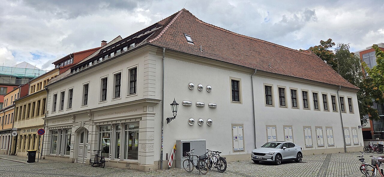 Haus der Brücke