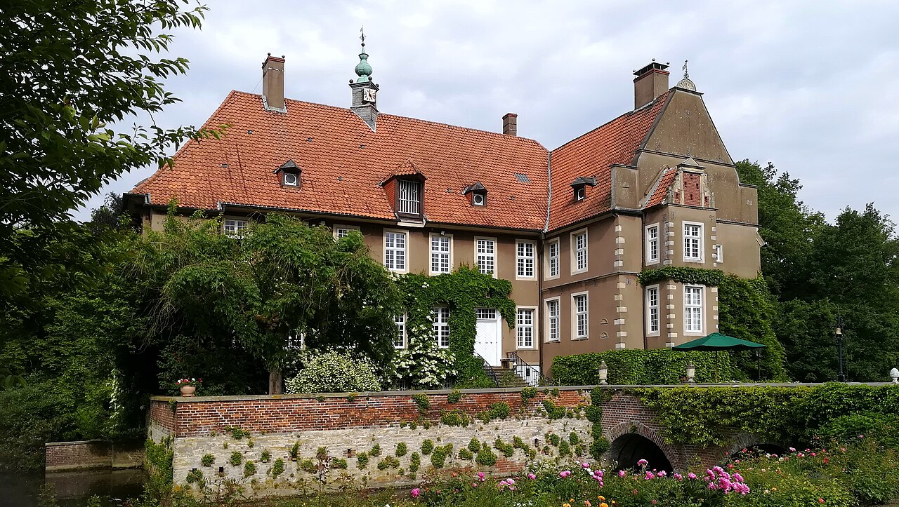Erstmals wurde das Schloss im 14