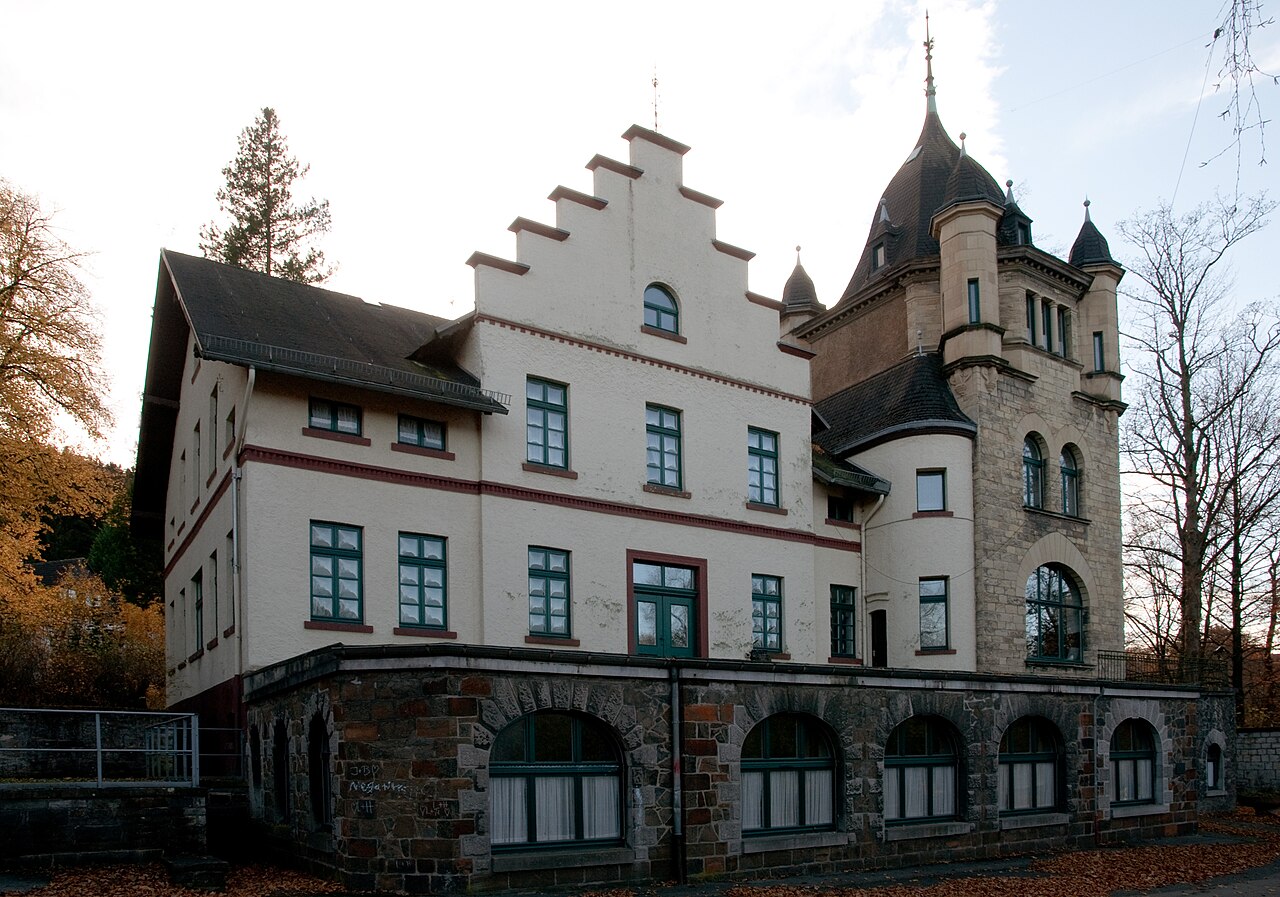 Warstein-Allagen - Haus Dassel