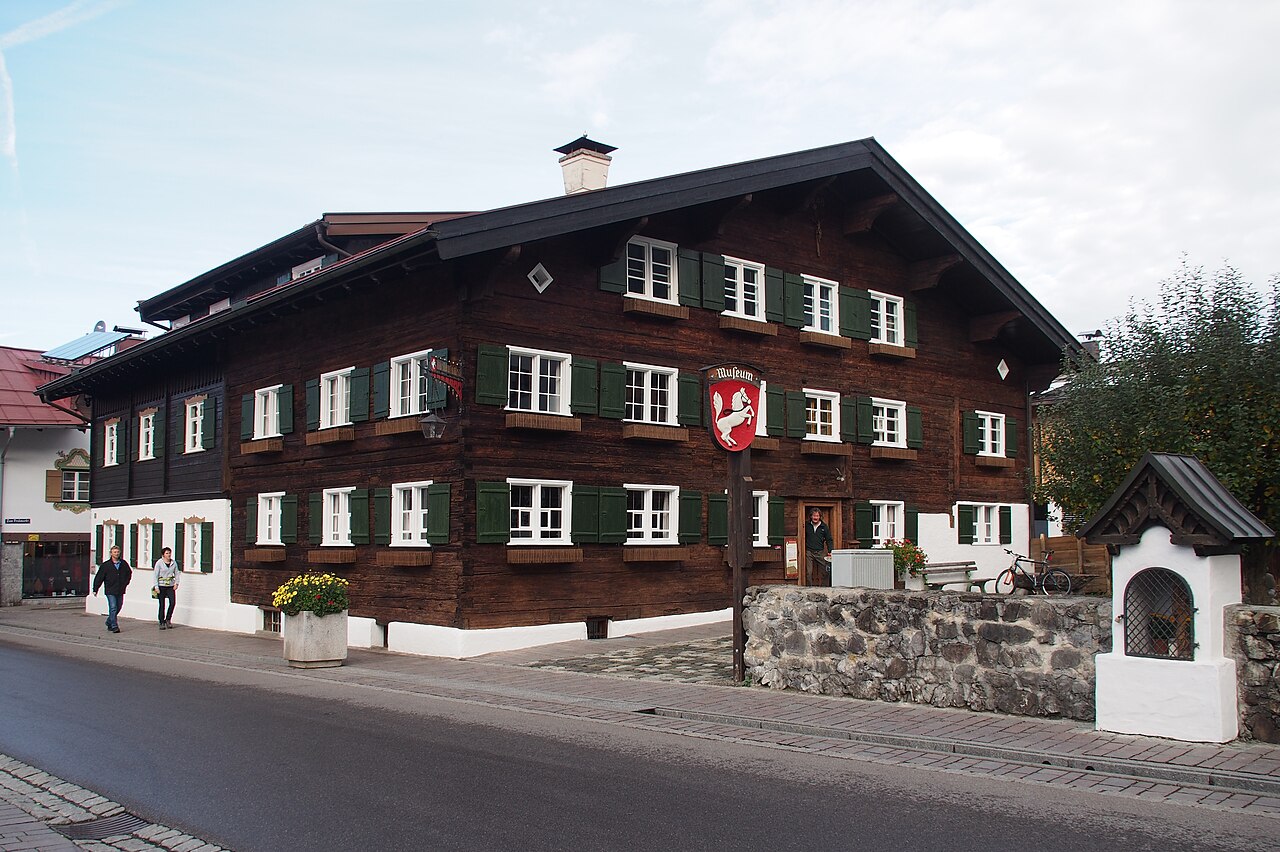 the estside and entrance of the heimatmuseum
