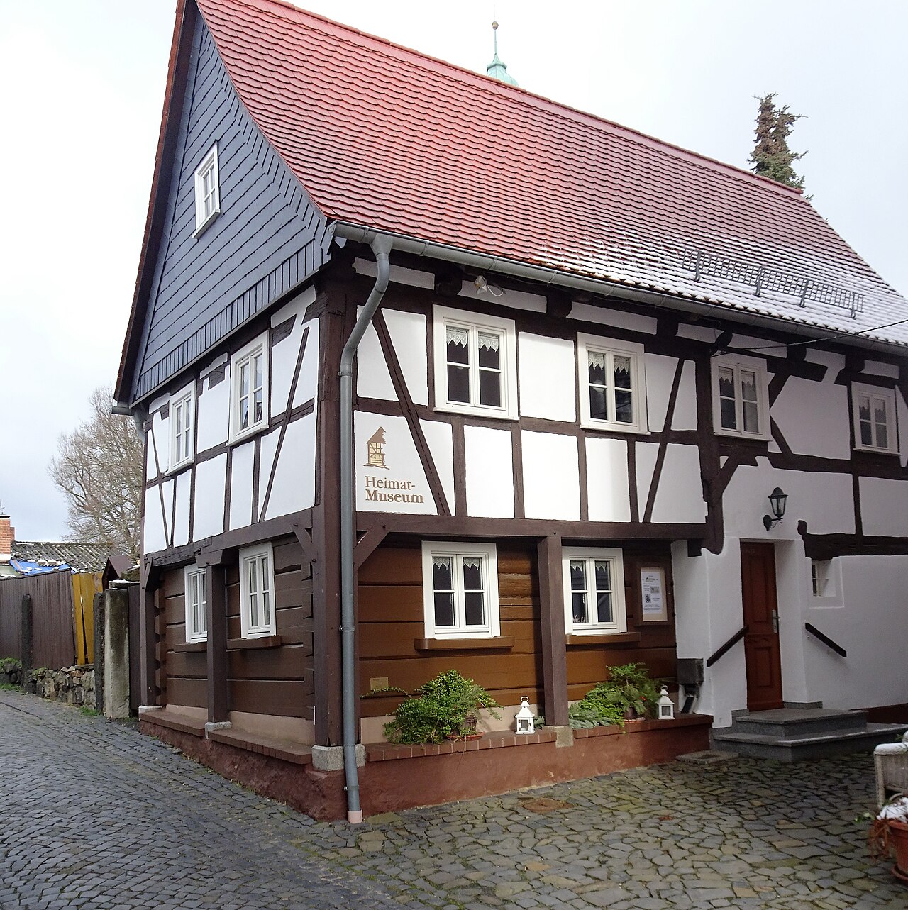 Klosterstraße 1