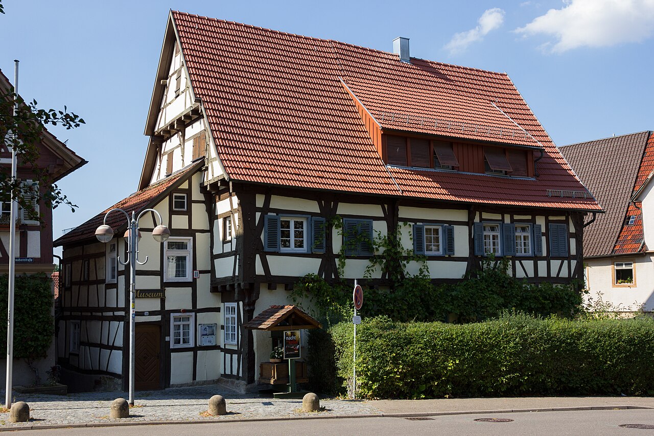 Heimatmuseum - Pflaster 14 - Weinstadt-Endersbach