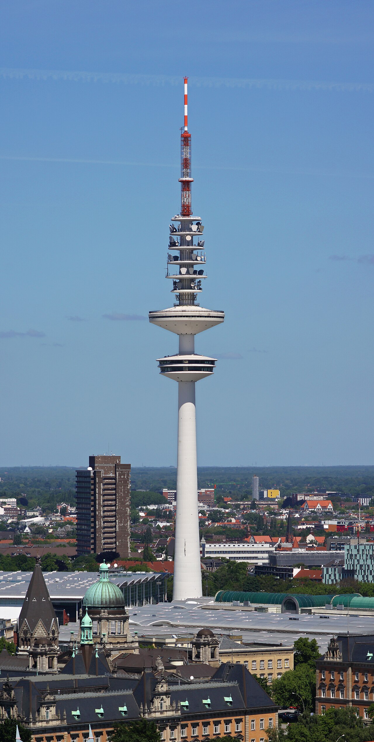 Heinrich-Hertz-Turm in Hamburg , Germany , seen from St
