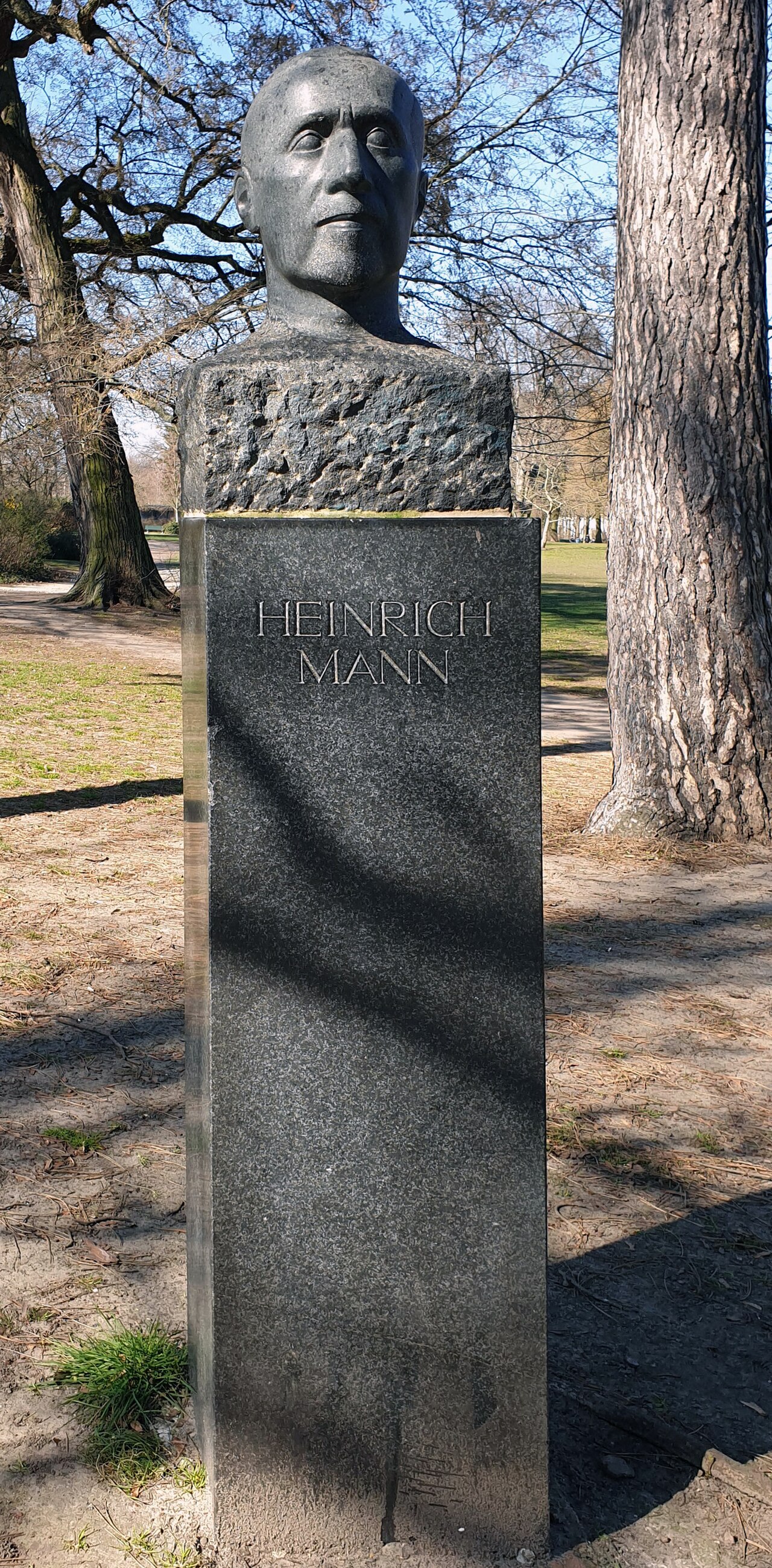 Bust," Heinrich Mann " by Gustav Seitz , 1951, Bürgerpark Pankow , Berlin-Pankow , Germany