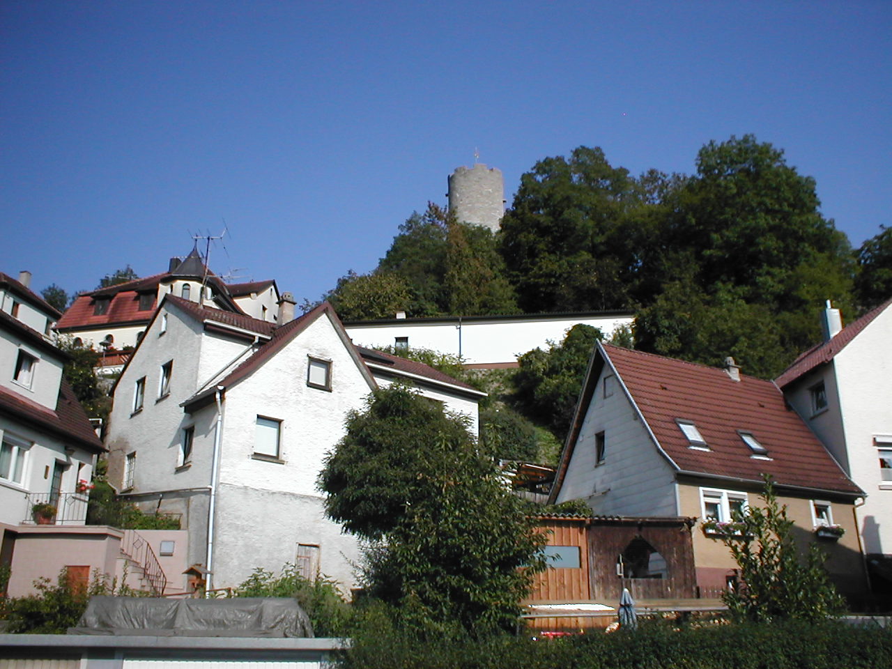 Bergfried der Ruine Heriboldisburg in Herbolzheim (Neudenau) im Jagsttal
