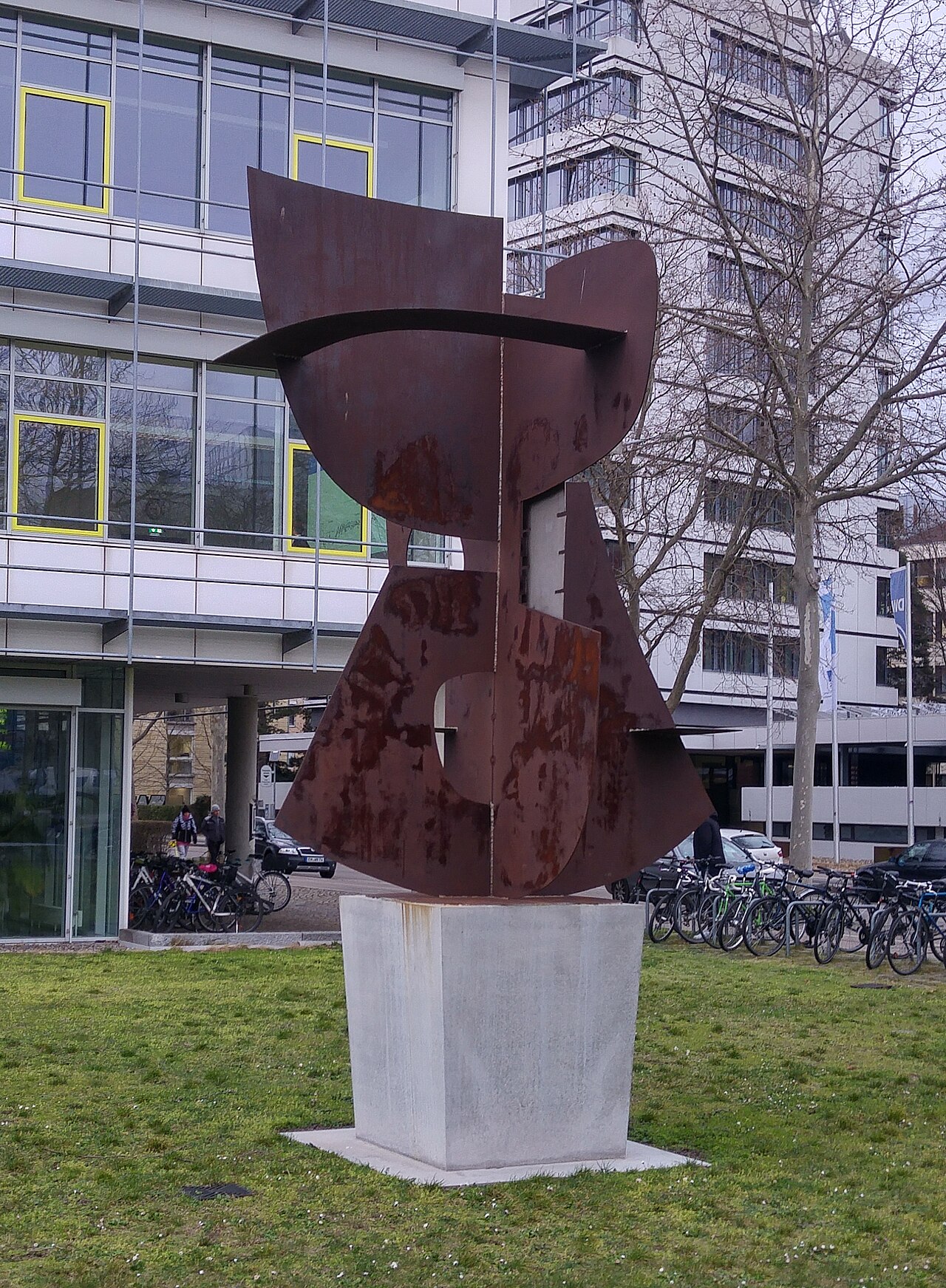 Heroischer Rhythmus IX by Berto Lardera in Freiburg im Breisgau