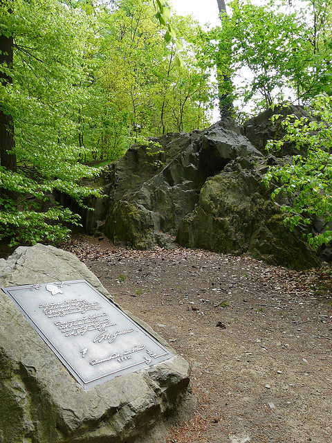 Goethefelsen auf dem Herrgottsberg bei Darmstadt