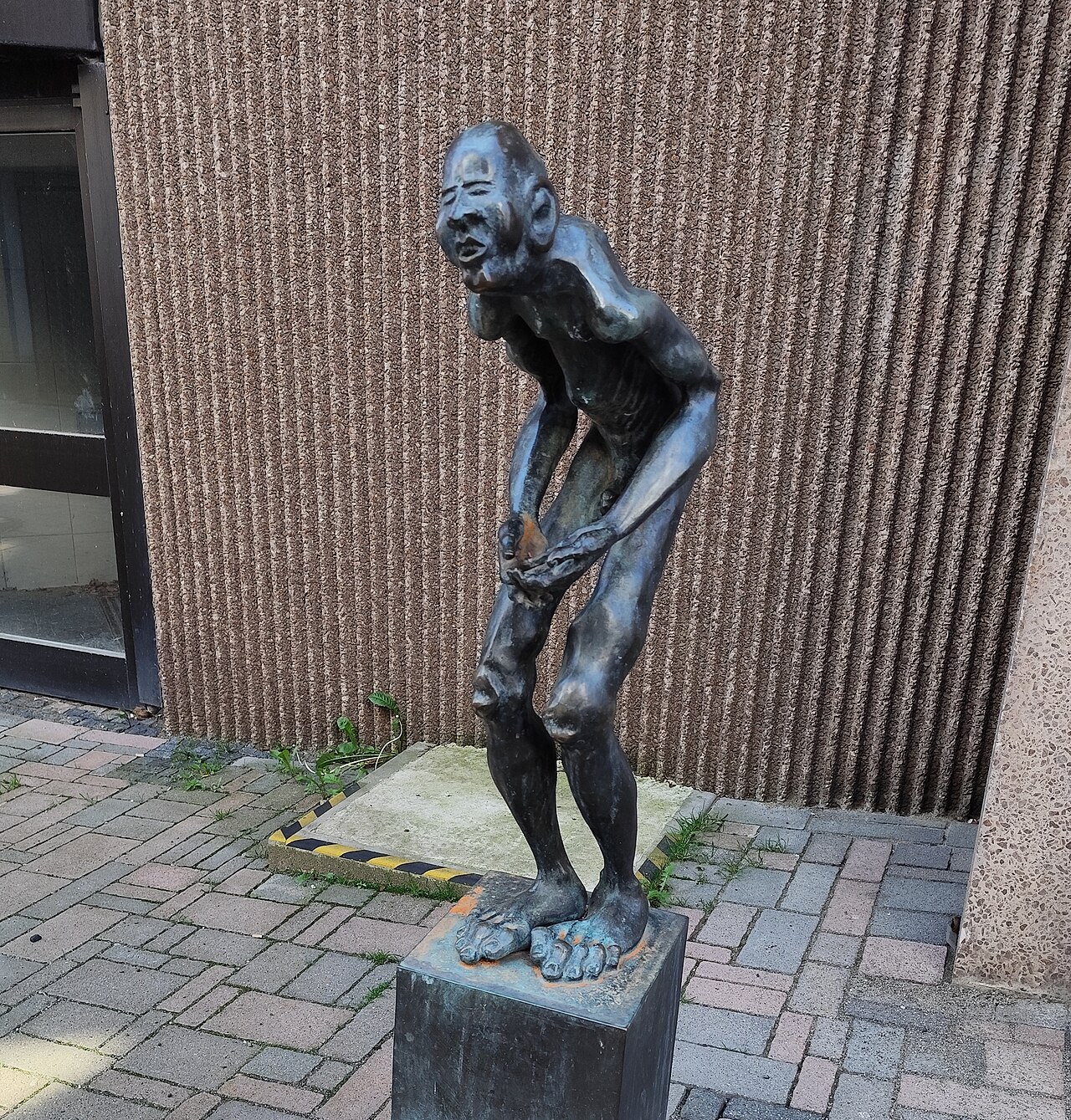 Skulptur Hilfesuchender (Walter Kaune) in Goslar