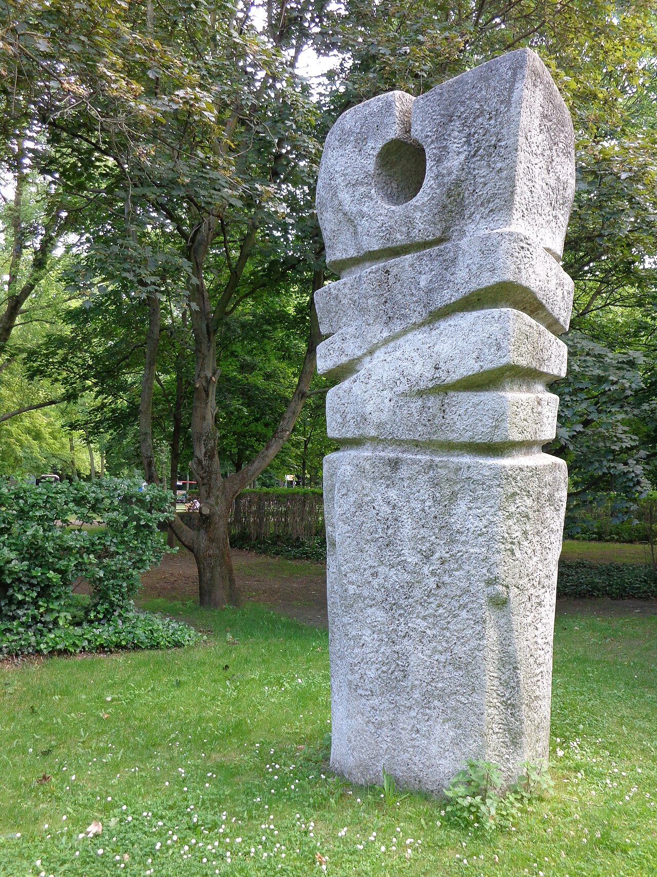Yasuo Mizui, The sign of life , marble, 4