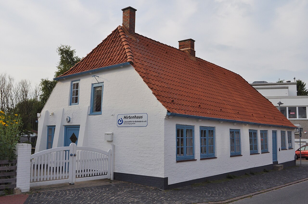 Hirtenhaus Spitzerdorfstraße 6 in Wedel