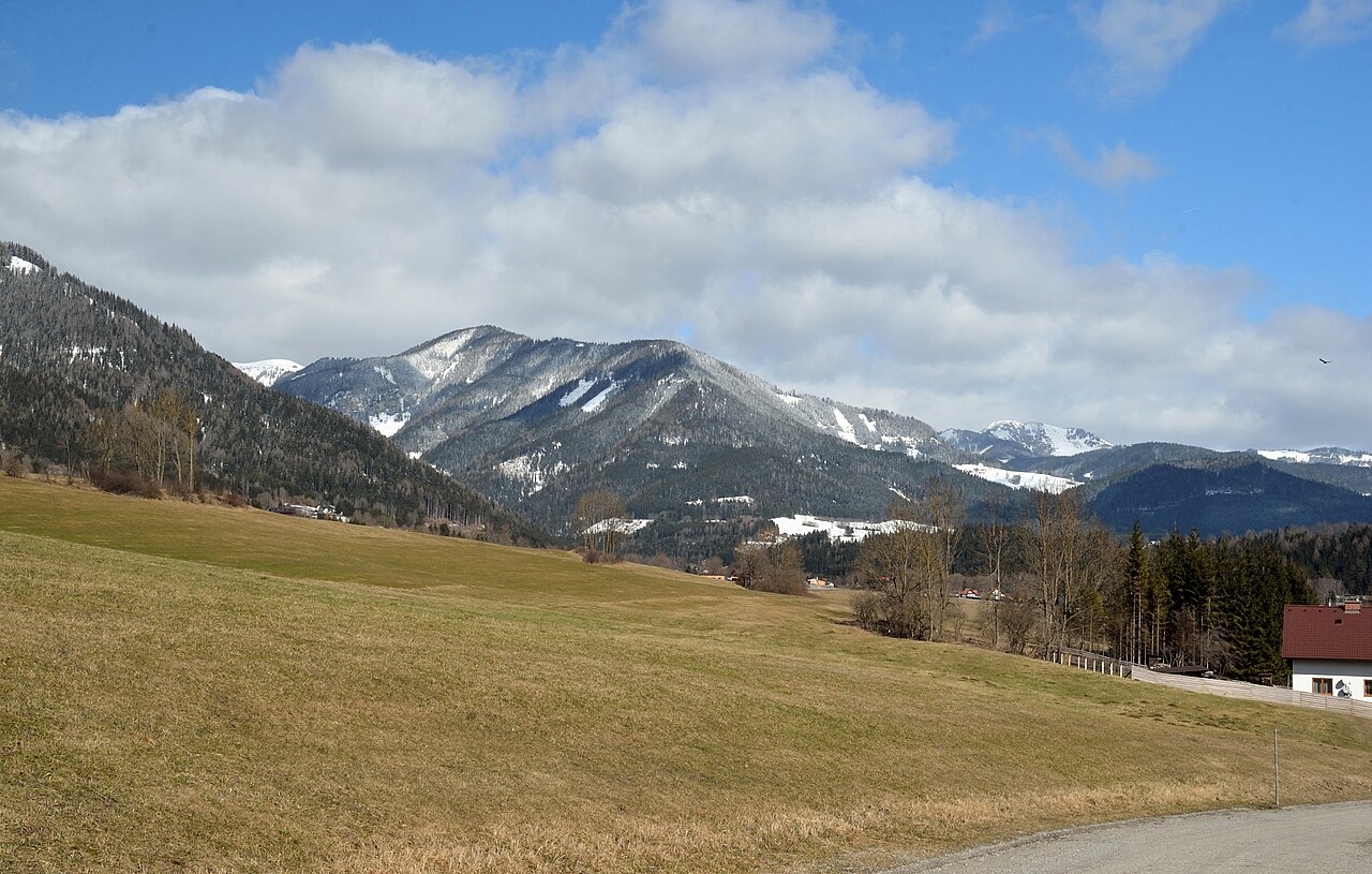 Hochanger (1682 m) von Döllach, Gemeinde Aflenz, aus gesehen